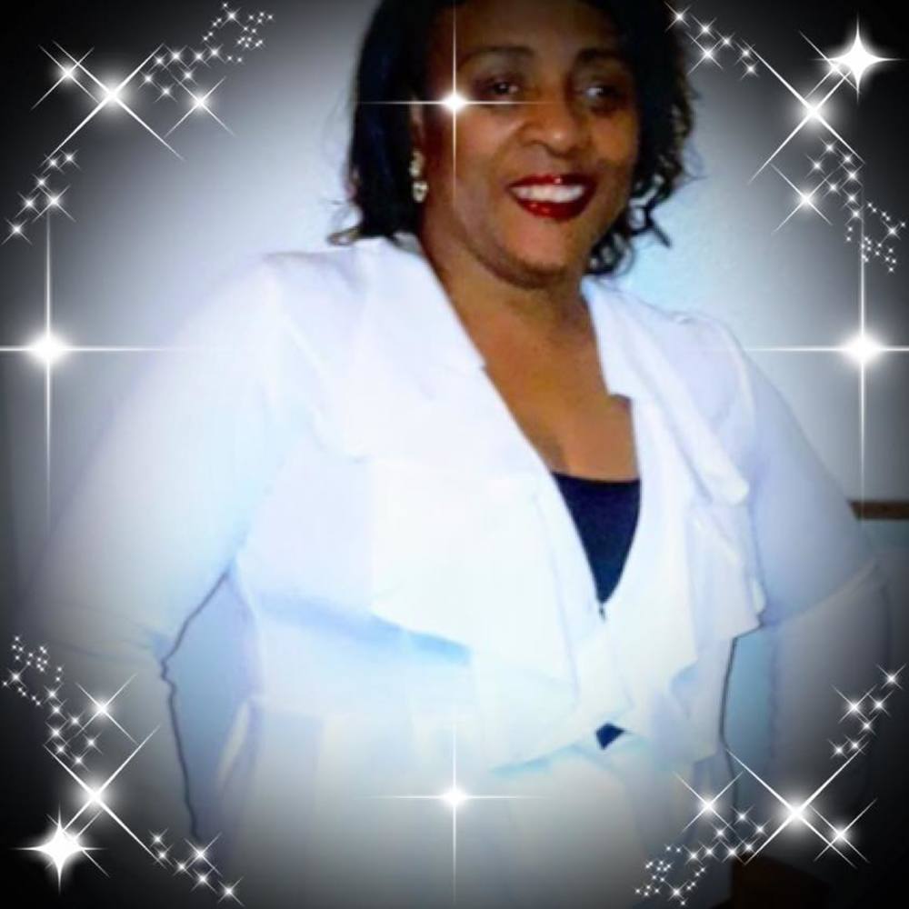 Meet your Posher, Sonia
